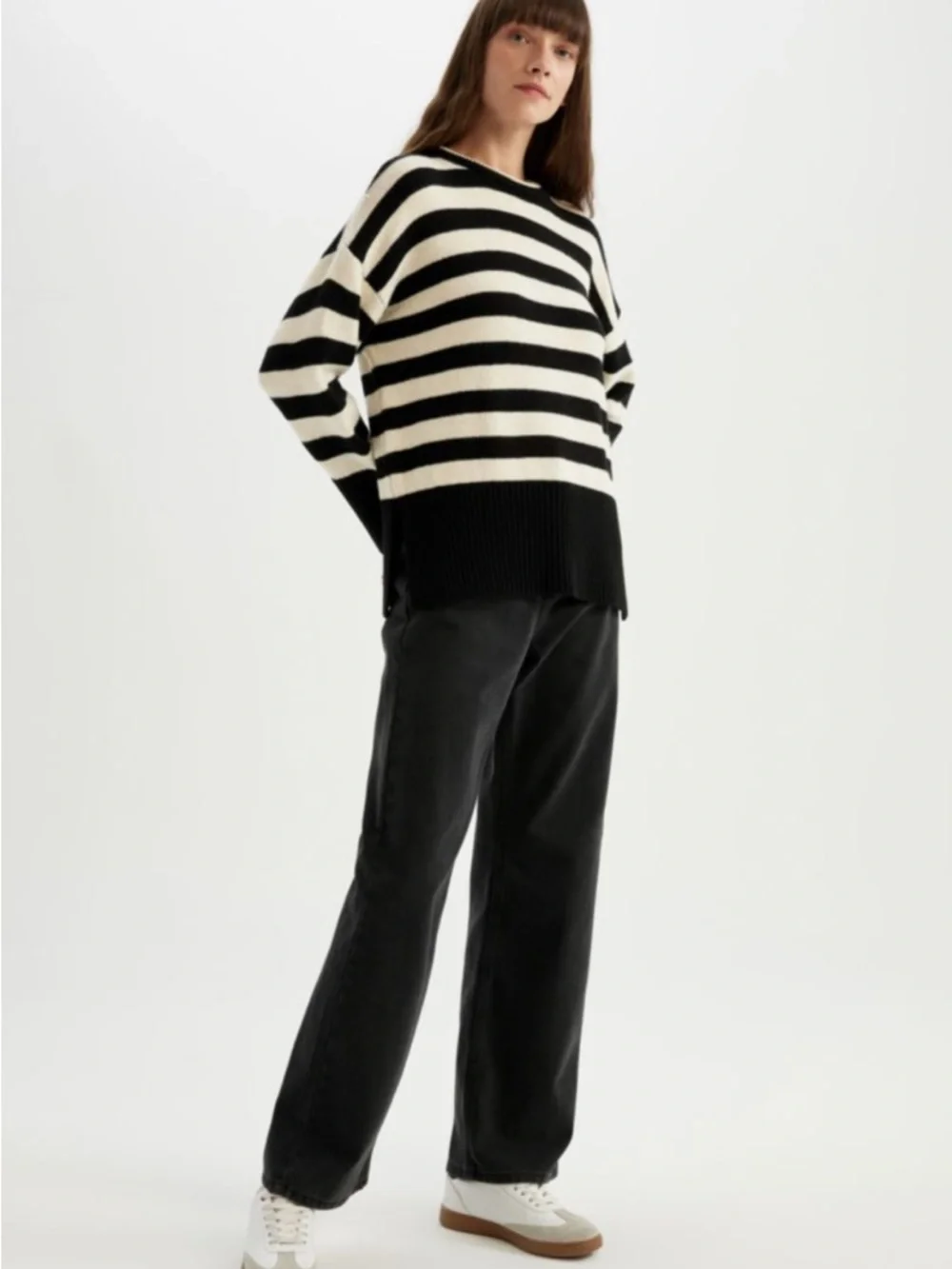Zara Women’s Striped Crew Neck Black & Cream Sweater Small - Picture 1 of 10